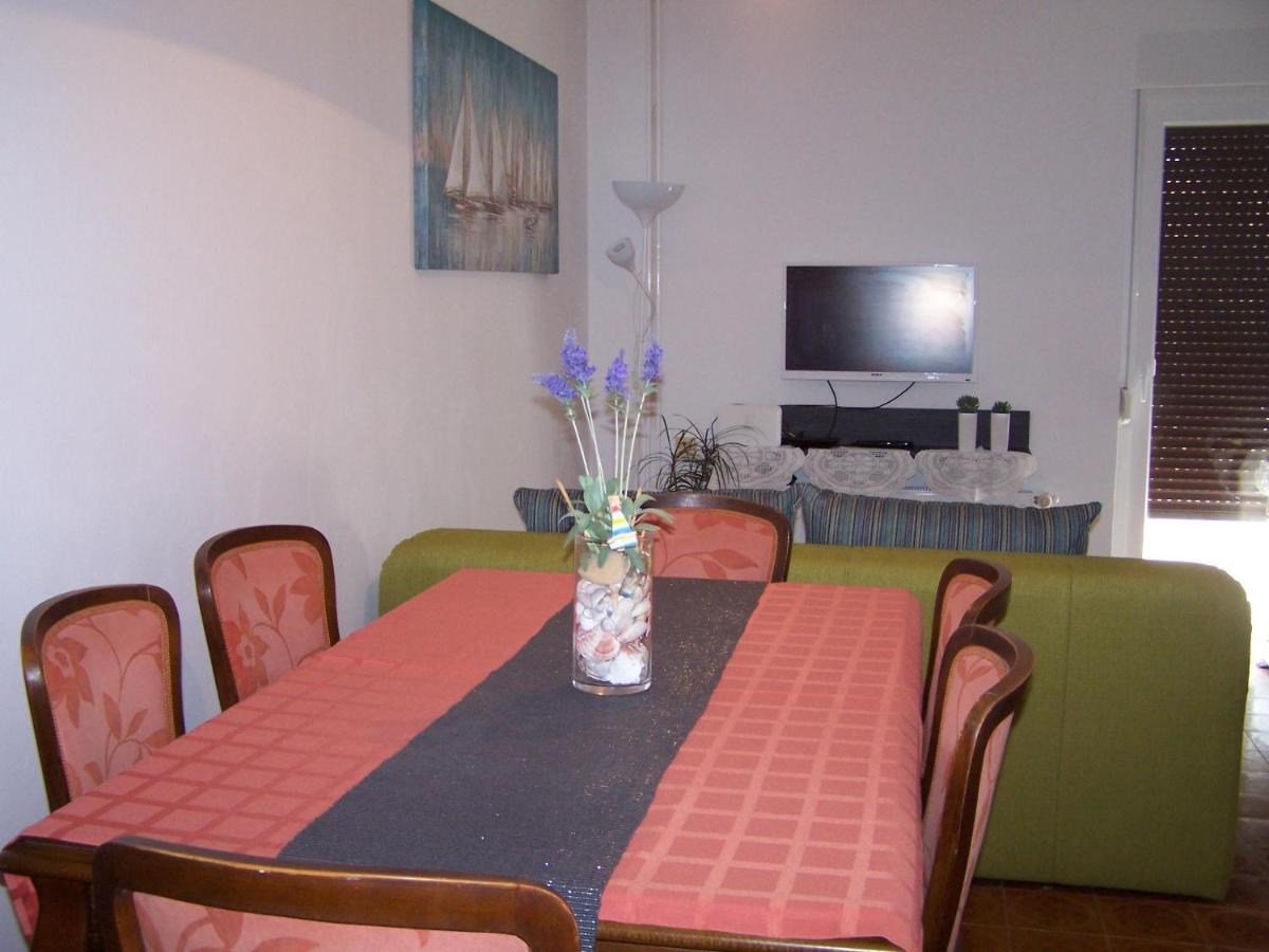 Apartments By The Sea Novalja, Pag - 18154 Bagian luar foto