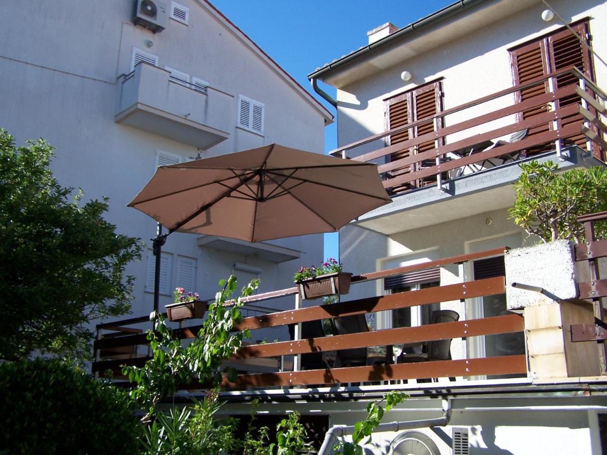 Apartments By The Sea Novalja, Pag - 18154 Bagian luar foto